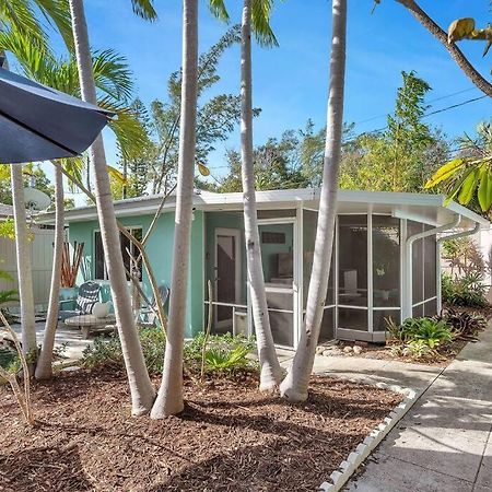 Charming Studio W Pool One Mile To Beach Pets Welcome Лейк-Уорт Экстерьер фото
